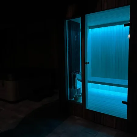 Prestige & Wellness House Holiday home