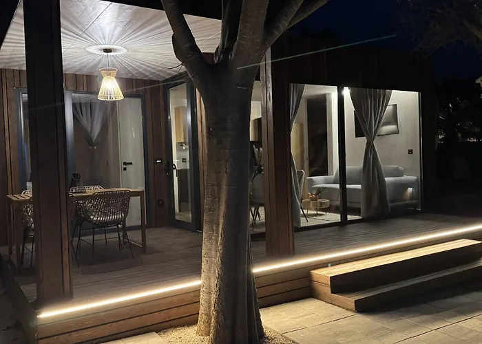 Дом отдыха Prestige & Wellness House *