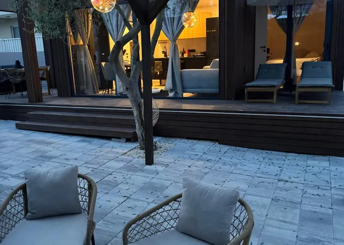 Дом отдыха Prestige & Wellness House *