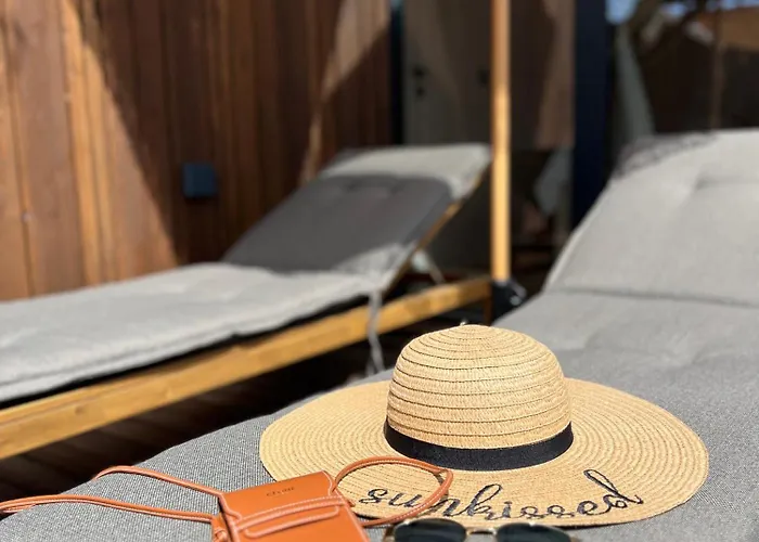 Prestige & Wellness House * Привлака